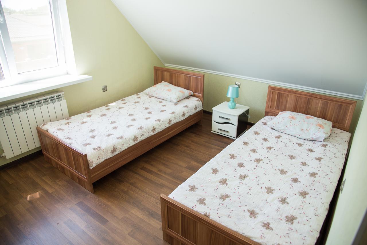 Guest House Аirport Brest Dış mekan fotoğraf