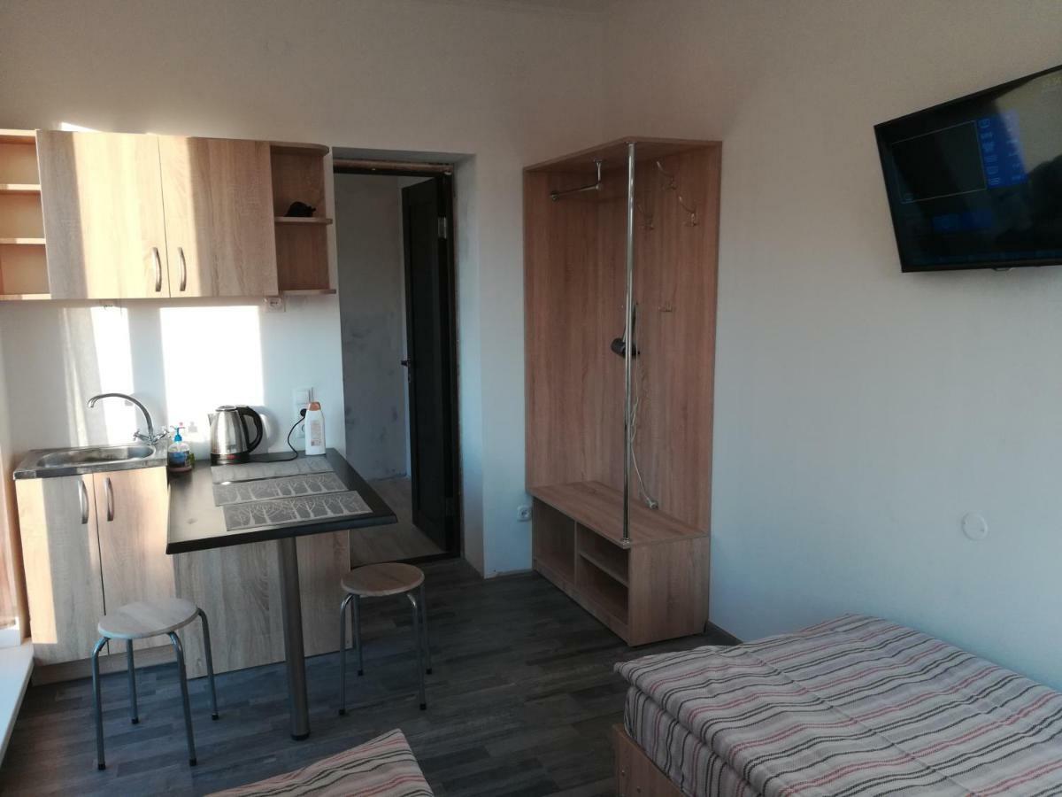 Guest House Аirport Brest Dış mekan fotoğraf